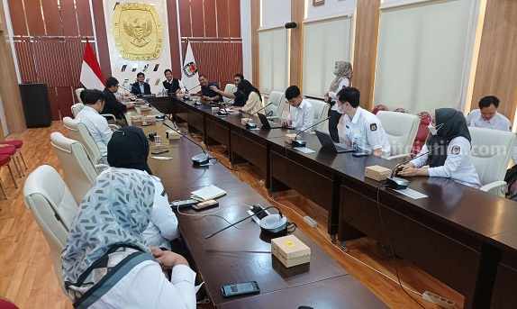 AMSI Ajak KPU Kerja Sama Cek Fakta untuk Cegah Hoaks Pertemuan AMSI dengan KPU RI, Kamis (15/6/2023)