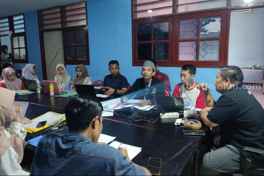 bawaslu lamongan kritik KPU