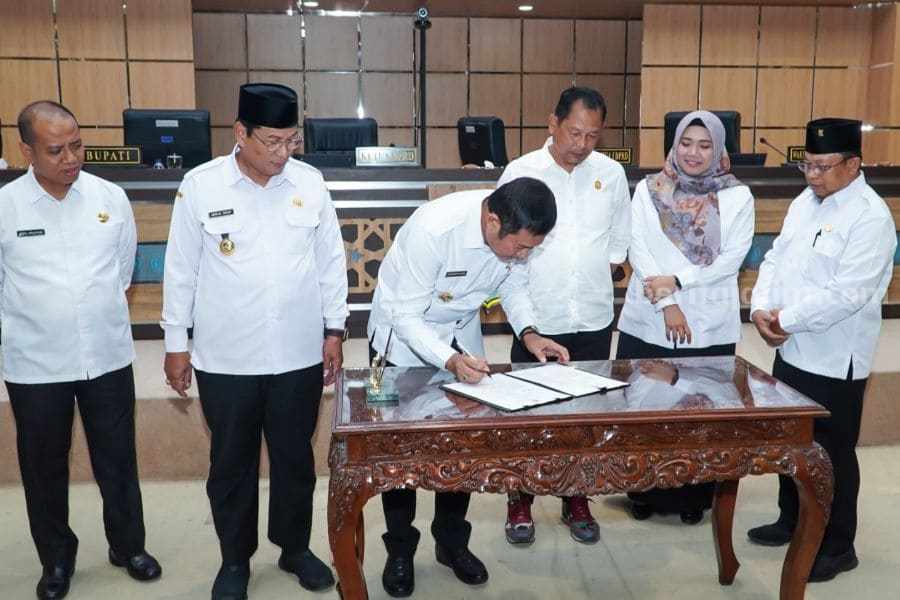 dprd lamongan
