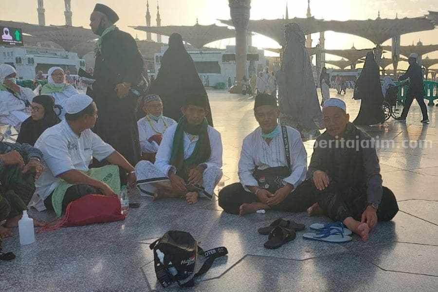 Jemaah haji Blitar di Madinah