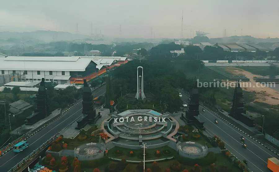 Salah satu ikon kota Gresik. (Sumber foto: Instagram gresiktourism)