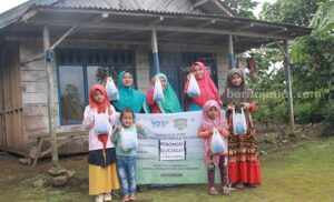 Pendistribusian daging kurban ke pelosok tahun lalu
