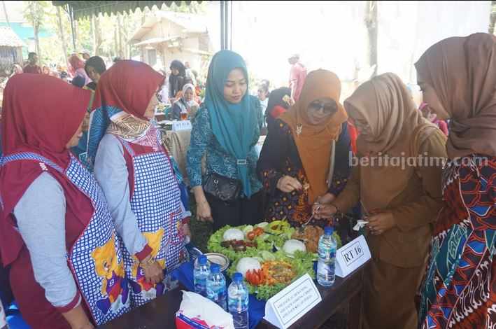 Pemdes Senggreng, Kecamatan Sumberpucung, Kabupaten Malang, menggelar lomba mengolah Ikan Mujair, Senin (10/7/2023).