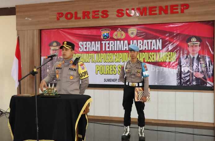 Sertijab tiga perwira Polres Sumenep.