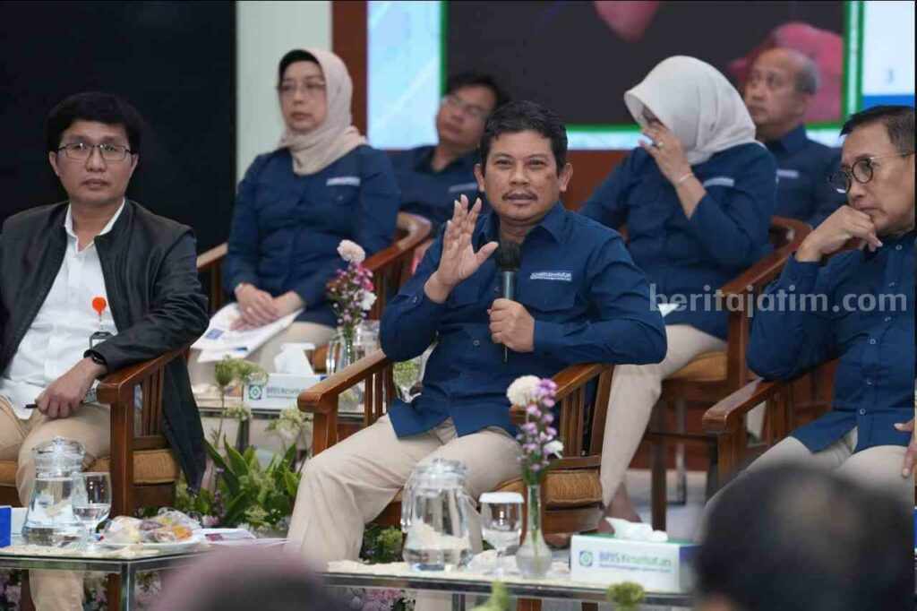 Direktur Utama BPJS Kesehatan, Ghufron Mukti saat Public Expose Laporan Pengelolaan Program - Laporan Keuangan (LPP-LK) BPJS Kesehatan tahun 2022 dalam zoom meeting. [Foto : ist]