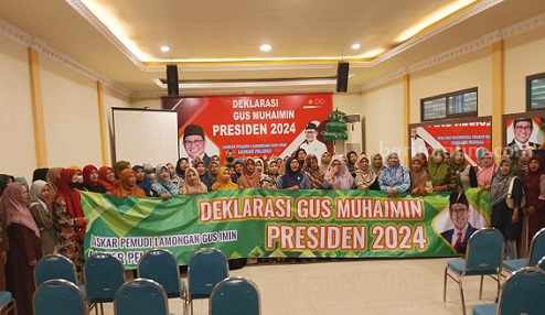 Laskar Pelangi Lamongan Dukung Gus Muhaimin Jadi Presiden 2024 Deklarasi Dukungan Laskar Pelangi untuk Muhaimin Iskandar Presiden 2024