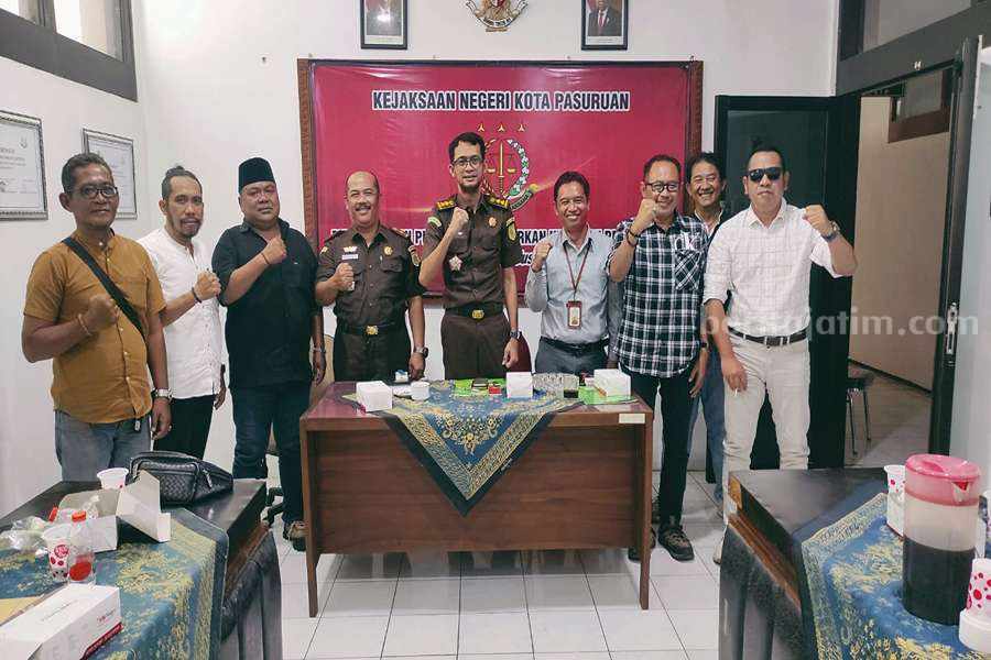Kejaksaan Negeri Kota Pasuruan saat menerima audiensi.