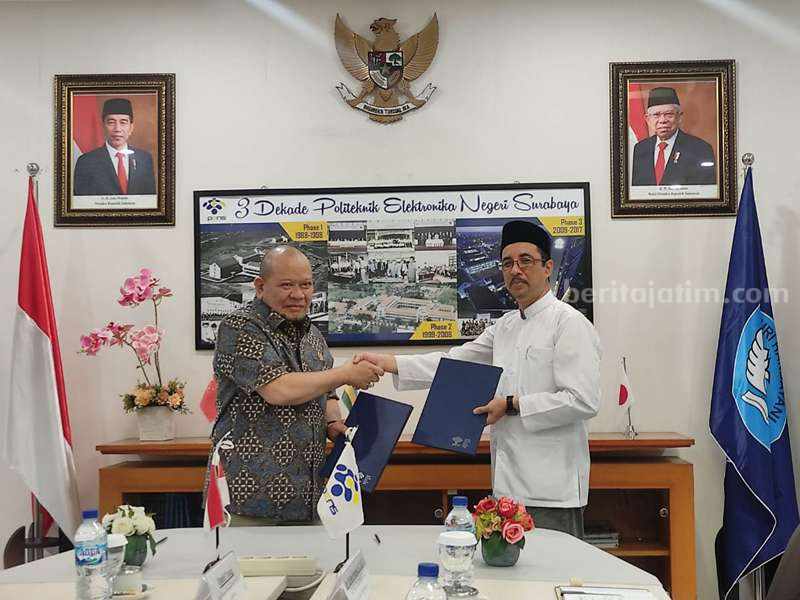 PENS dan Muaythai Indonesia Sepakati Kerjasama Pengembangan Atlet Penandatanganan nota kesepahaman antara PENS dan PB Muaythai Indonesia