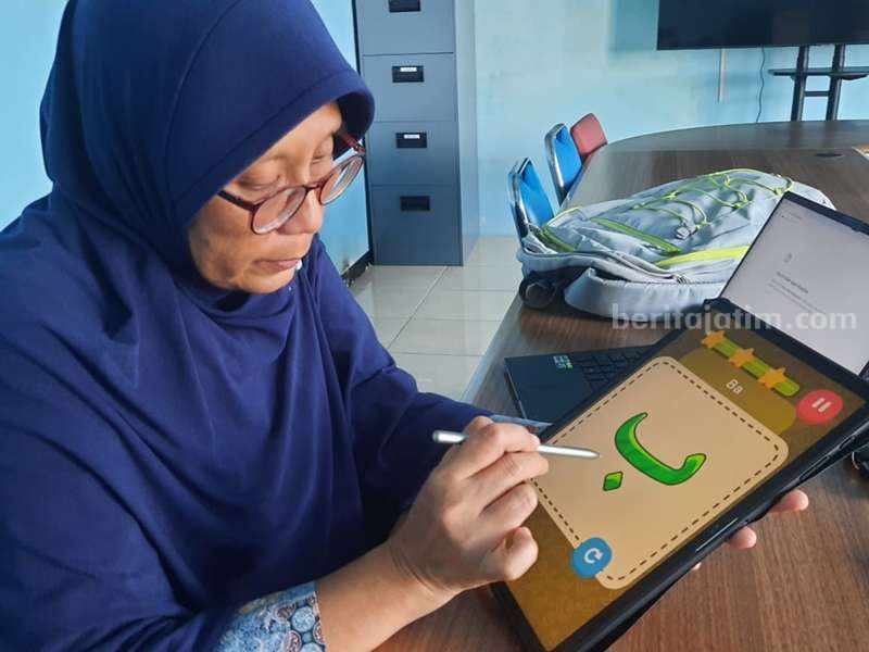 ITS Surabaya Kembangkan Aplikasi Belajar Huruf Hijaiyah Pakai AI ITS Surabaya