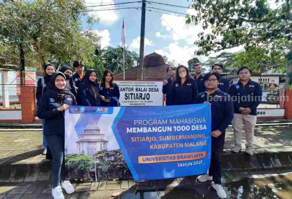 Mahasiswa Universitas Brawijaya Promosi Wisata Pantai di Malang