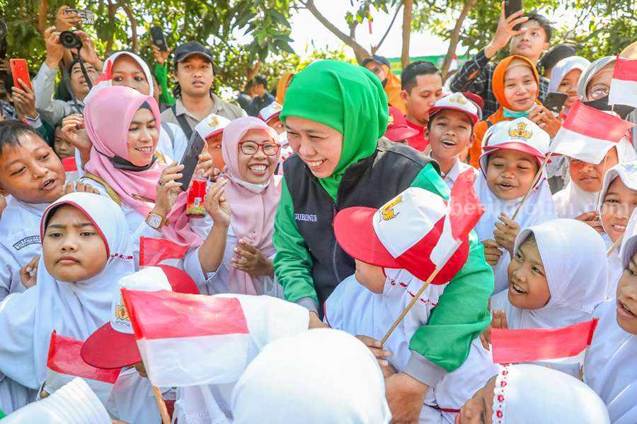 Pertahankan Provinsi Layak Anak 3 Tahun Berturut-turut, Khofifah: Alhamdulillah!
