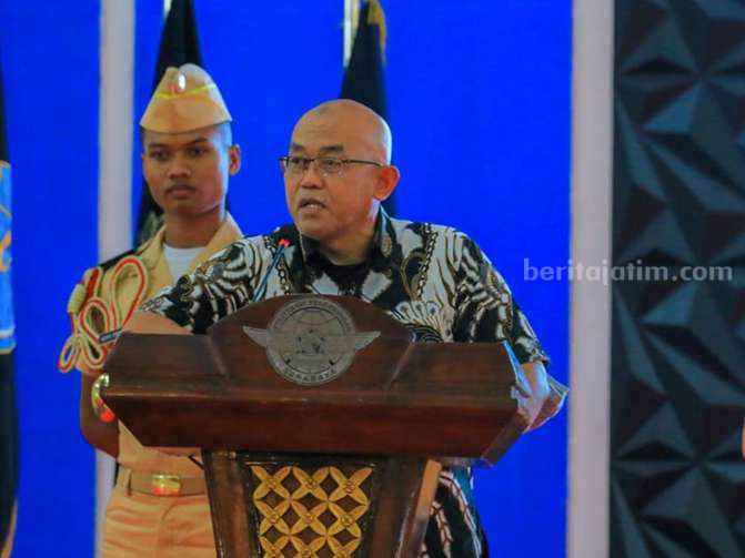 Kepala BPSDMP Djoko Sasono di Poltekbang Surabaya