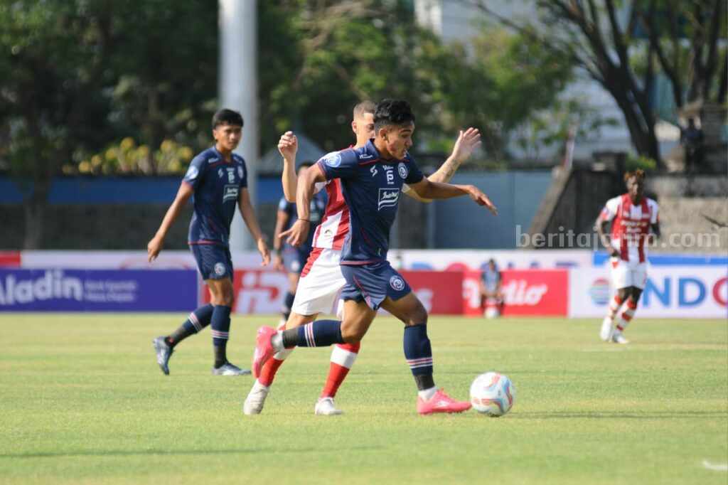 Arema FC Belum Pernah Menang, Banyak Pemain Kurang Fit Jadi Biang Keladi Laga Arema FC vs Persis.