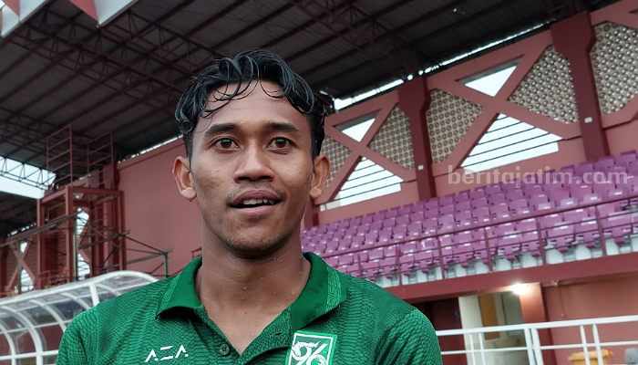 Arif Catur, Bek Persebaya Surabaya. (Way)