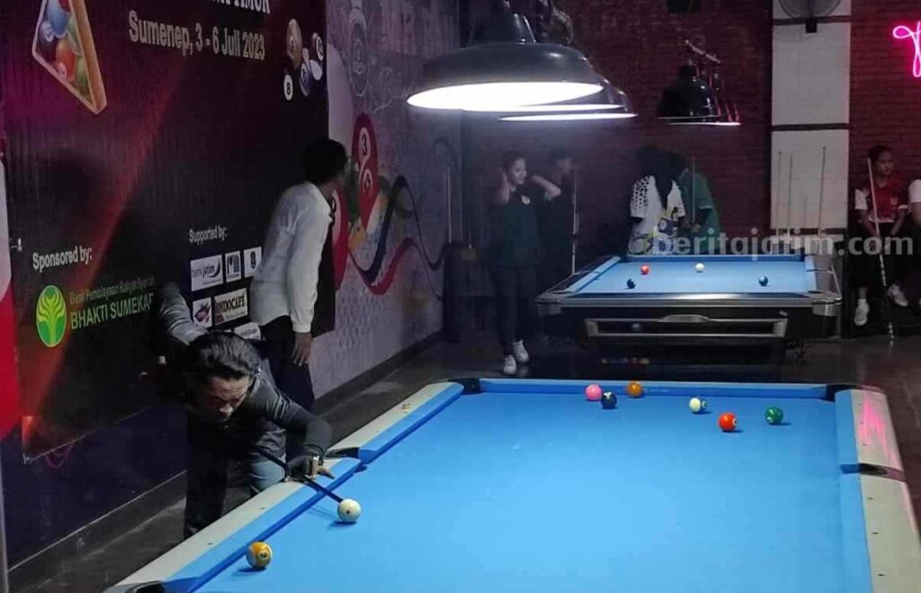 Tim Biliar Kota Mojokerto saat Kejurda Billiard Provinsi Jawa Timur tahun 2023 di Kabupaten Sumenep awal bulan lalu. [Foto : ist]