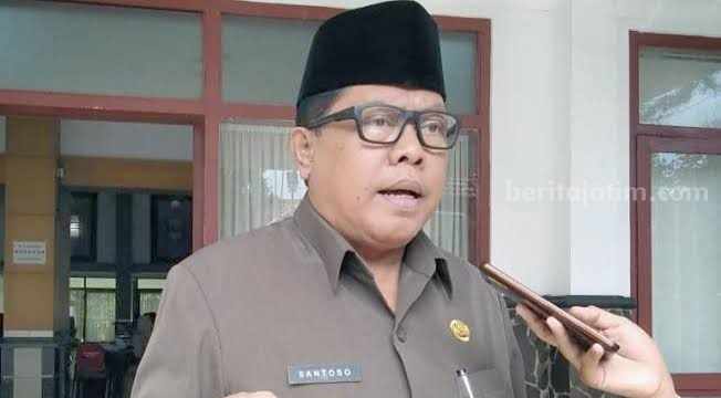 Samanhudi Jalani Sidang, Wali Kota Blitar Siap Hadir Jadi Saksi Korban Perampokan Santoso Wali Kota Blitar 2019-2024.