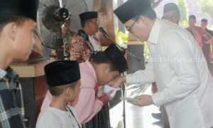 Bupati Pamekasan Santuni 300 Anak Yatim