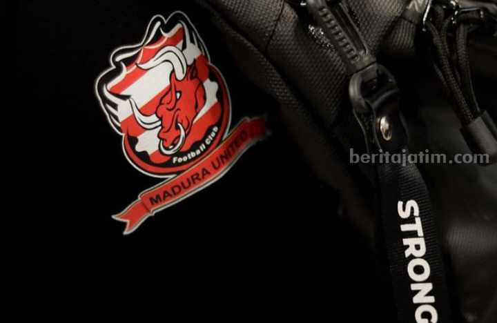 Logo Madura United