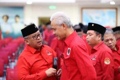 Ganjar Pranowo dan Sekjen PDIP, Hasto Krisyanto