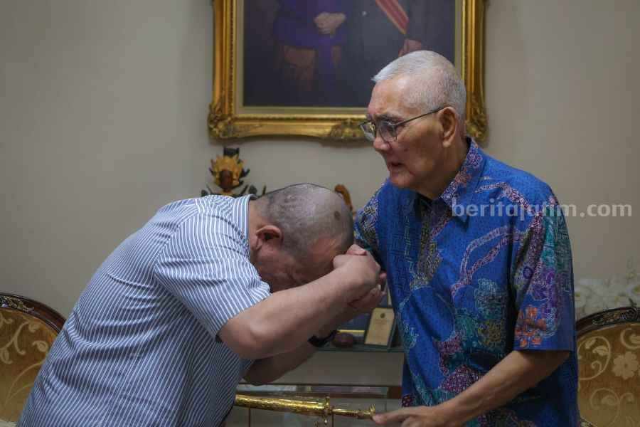 LaNyalla Lapor Perbaikan Sistem Bernegara ke Try Sutrisno LaNyalla Try Sutrisno