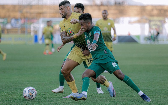 Waspada, Persebaya Sering Kalah Ketika Melawan Barito Putera foto beritajatim