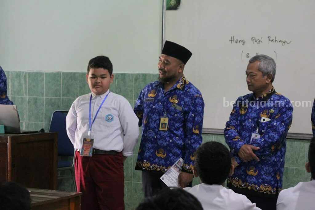 Dindik Kota Kediri Cegah Perpeloncoan dalam Kegiatan MPLS MPLS Kediri