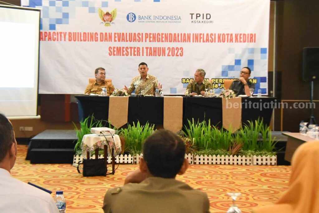 Wali Kota Kediri Bersama TPID Evaluasi Pengendalian Inflasi Kota Kediri
