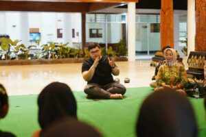 Mas Dhito