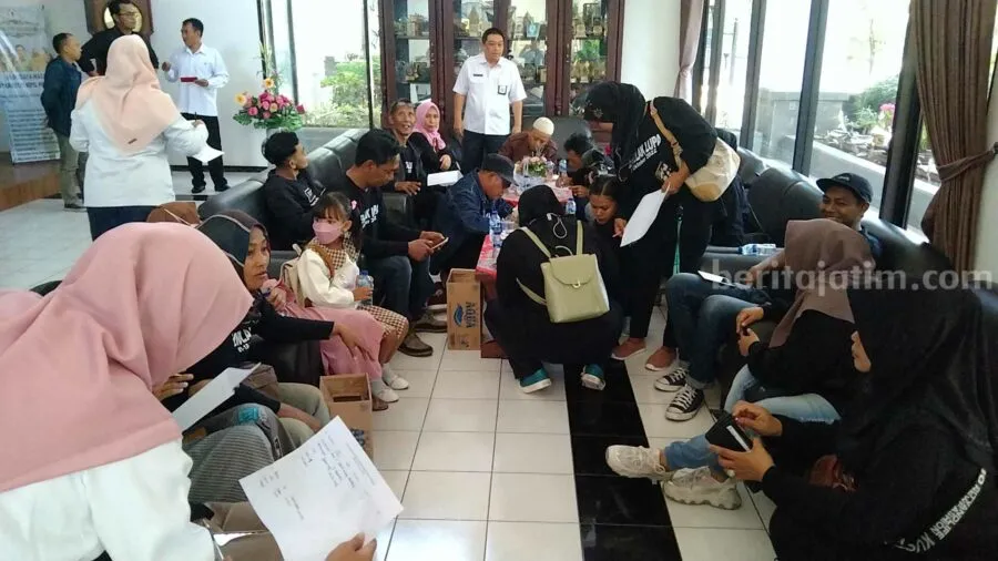 Audiensi Bareng DPRD, Ini Harapan Keluarga Korban Tragedi Kanjuruhan Keluarga korban tragedi Kanjuruhan di DPRD Kabupaten Malang, Rabu (12/7/2023).