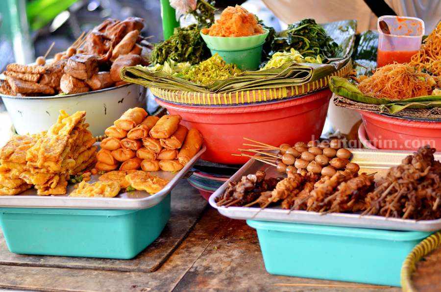 Ilustrasi kuliner lokal. (Sumber foto: Travelphotographer/pixabay.com)