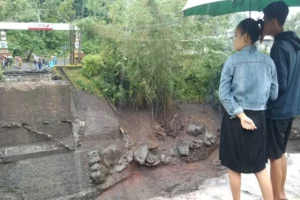 Jembatan Sungai Glidik