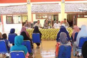 Jumat Curhat, Kapolres Sumenep Dengar Aspirasi Warga Talango kapolres sumenep