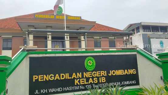 PN Jombang Sidangkan Kasus Ujaran Kebencian Eks Peneliti BRIN pada 12 Juli 2023 Pengadilan Negeri (PN) Jombang yang berada di Jl KH Wahid Hasyim