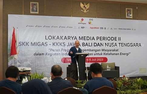 Kepala Satuan Kerja Khusus Pelaksana Kegiatan Usaha Hulu Minyak dan Gas Bumi (SKK Migas) Perwakilan Jawa, Bali, dan Nusa Tenggara (Jabanusa) Nurwahidi saat membuka lokakarya