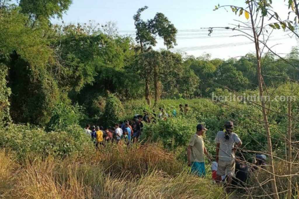 Lokasi ditemukannya mayat warga Gresik di area sawah Desa Rumpuk, Kecamatan Mantup, Kabupaten Lamongan.