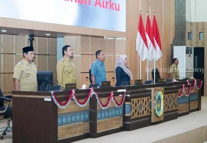 Bupati Lamongan Tanggapi Pandangan Umum DPRD Atas P-APBD 2023 Rapat Paripurna penyampaian jawaban eksekutif atas pandangan umum fraksi DPRD Kabupaten Lamongan atas Raperda Perubahan APBD 2023.