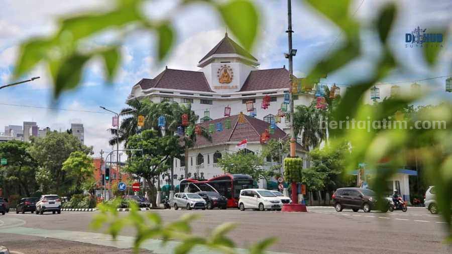 Penasehat Hukum Wismilak: Sudah Tempati 30 Tahun dan Pekerjakan 3 Ribu Orang Potret gedung Grha Wismilak Surabaya. (Sumber foto: Instagram Dishub Surabaya)