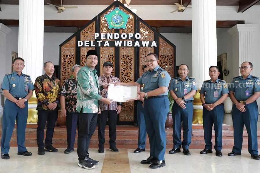 Divisi Fasilitas TNI-AL Dapat Hibah 22 Mobil Operasional dari Pemkab Sidoarjo