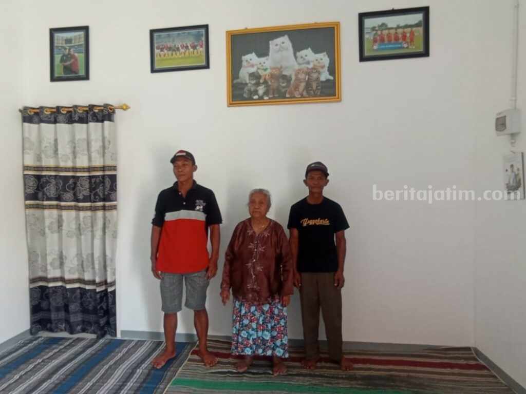 Masa Kecil Pemain Timnas Indonesia Arhan Lebih Sering Bersama Neneknya Nenek Pemain Timnas Sepak Bola Indonesia Pratama Arhan Alif Rifa'i, Suratmi.