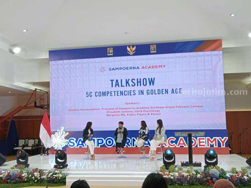 Diskusi pengembangan kompetensi 5C di Sampoerna Academy Grand Pakuwon Surabaya