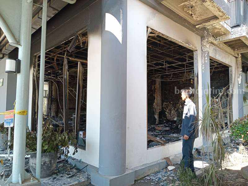 Gedung BBPMP Provinsi Jatim pasca terbakar pada Minggu (27/8/2023) dini hari.