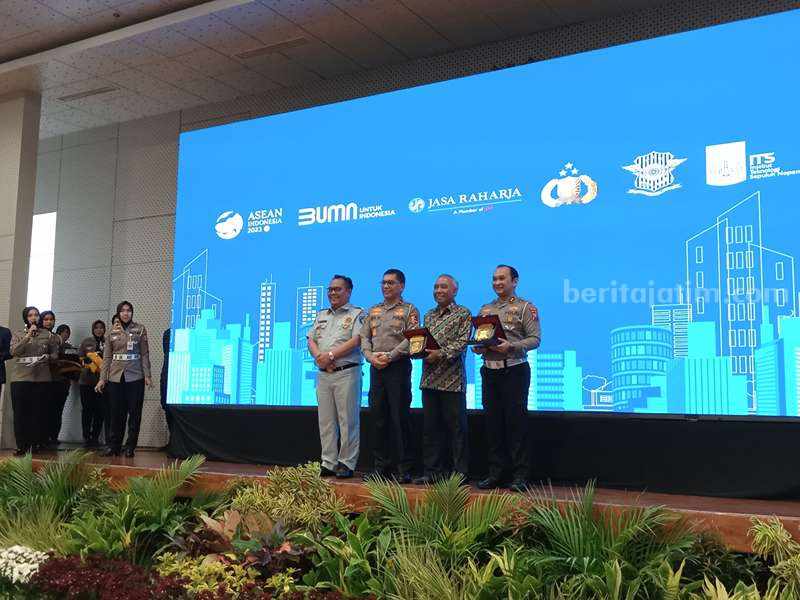 Kampus Pelopor Keselamatan Berlalu-lintas bersama Jasa Raharja dan Korlantas Mabes Polri di ITS