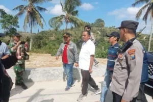 Bupati Sumenep ke Desa Moncek Tengah Lihat Kondisi Terkini Lokasi Bunyi Ketukan Misterius Bupati Sumenep