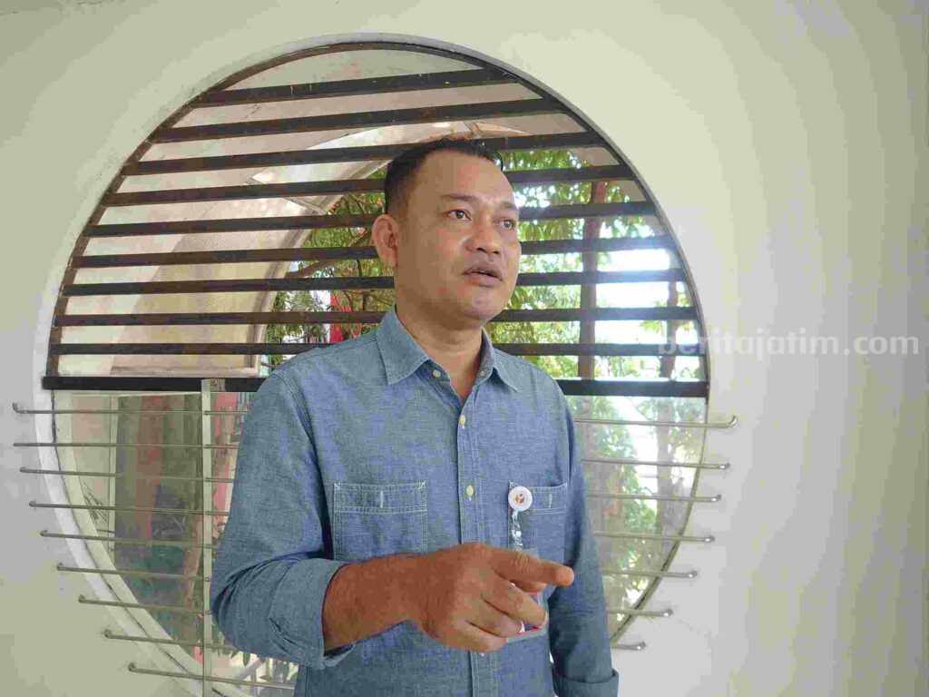 Kabag Pengawasan Bawaslu Provinsi Jatim, L Wesly saat berada di Kabupaten Bojonegoro.