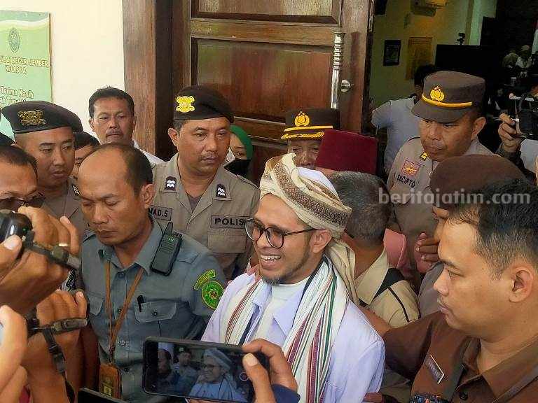 Terdakwa Pencabulan Santriwati di Jember Divonis Hukuman 8 Tahun Penjara