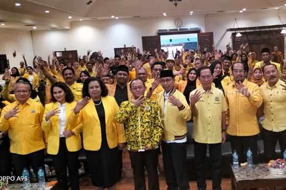Pesan Sarmuji Saat Lepas Caleg Partai Golkar di Tulungagung Sarmuji