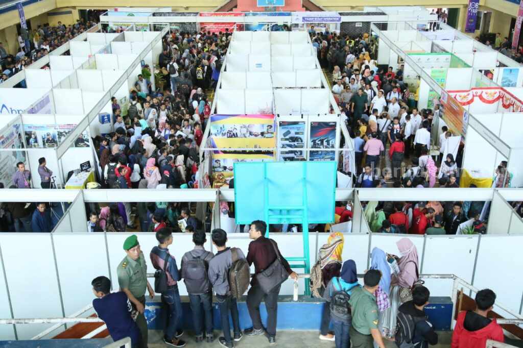 Ribuan Lowongan Pekerjaan di Banyuwangi Job Fair 2023, 67 Perusahaan Cari Pegawai