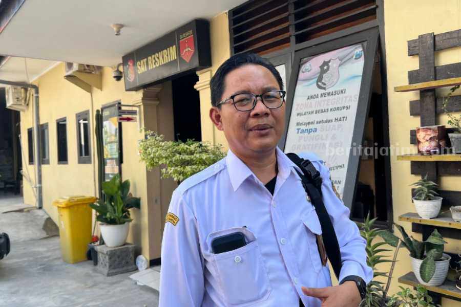 Kepala Dinas Komunikasi dan Informatika (Kadiskominfo) Kota Madiun Noor Aflah setelah diperiksa Satreskrim Polres Msdiun Kota, Rabu (2/8/2023).