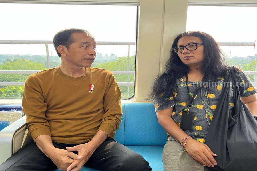 Ungkap Isi Perbincangan, Ulin: Jokowi Paling Yakin dengan Ganjar Aktivis dan pegiat sosial Ulin Niam Yusron dan Presiden Jokowi