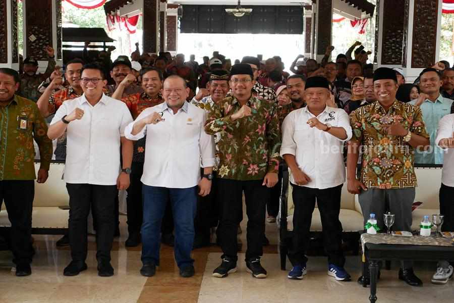 Ratusan Kades di Sidoarjo Ikuti Sarasehan Bersama Bupati dan Ketua DPD RI